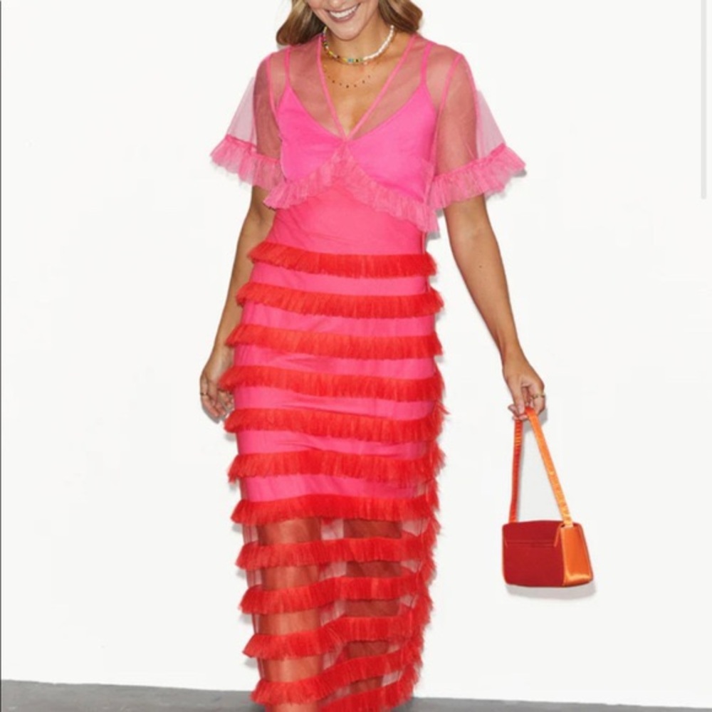 This pink and reddish/orange ombré tulle dress is a US SZ 6.